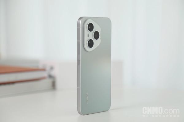 验：荣耀最强数字系列 真实就是力量MG不朽情缘荣耀400 Pro体(图2)